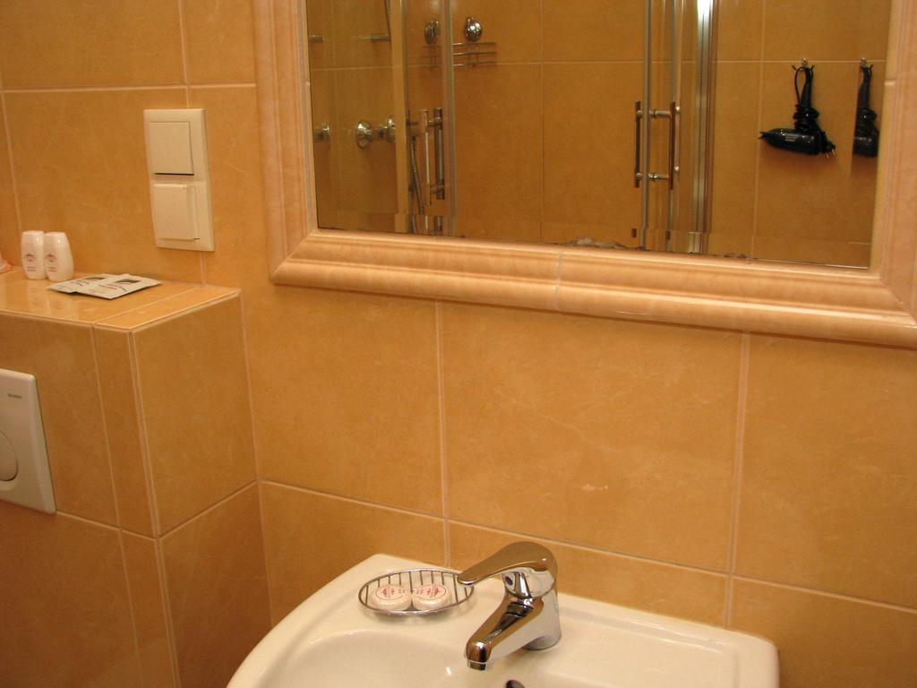Hotel Płock Kamer foto